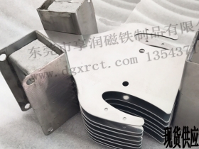 东莞批量定做小型磁力分张器 现货供应F100*50*50铁板分料器